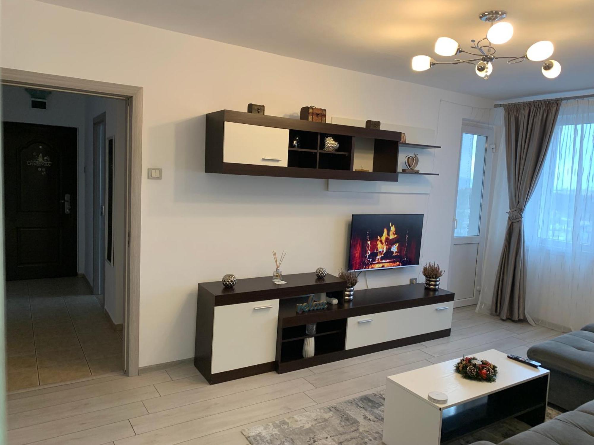 Victoriei Boulevard Private Apartment Brasov Exterior photo